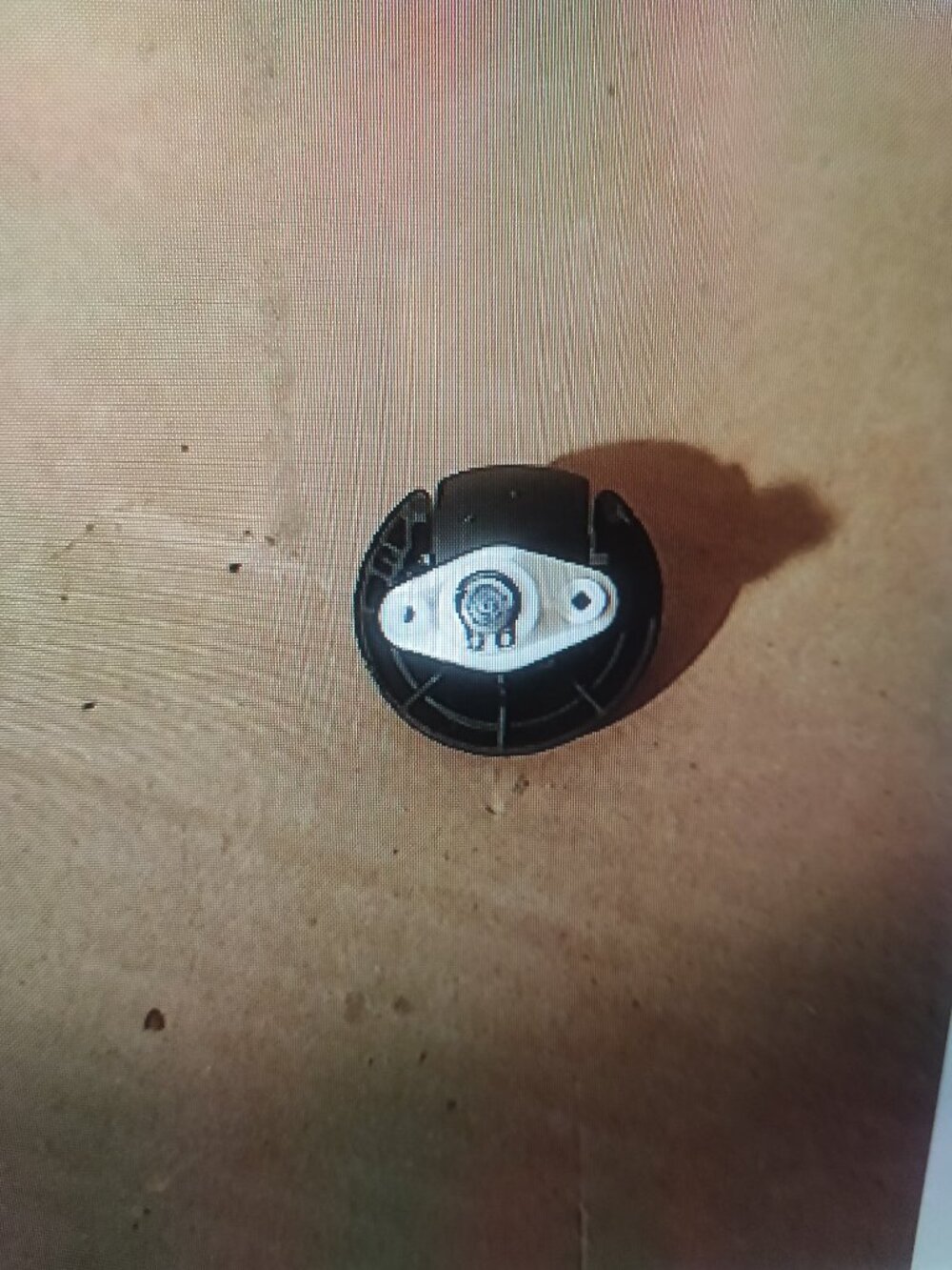Genuine Shark Ion Robot RV850 , RV851WV RV700_N RV750 Vacuum Cleaner Front Wheel - Picture 3 of 3
